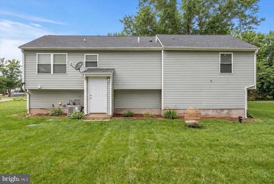 318 Tenth St, Newtonville, NJ 08346 - #3