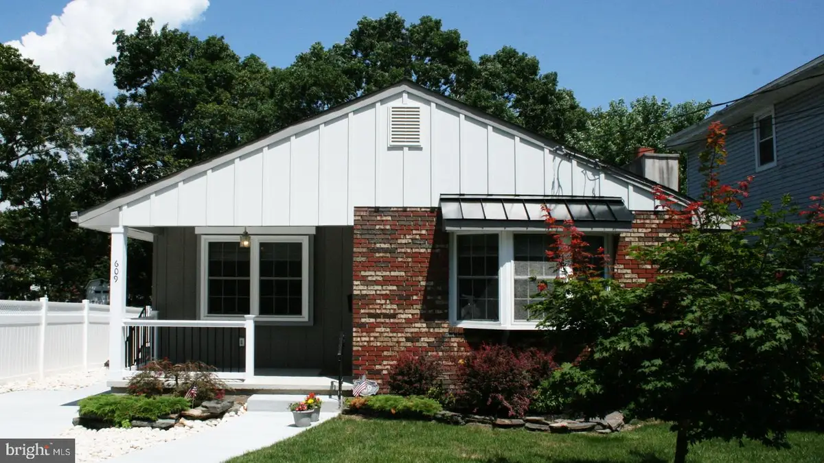 609 Pennsylvania Ave, Somers Point, NJ 08244 - #1