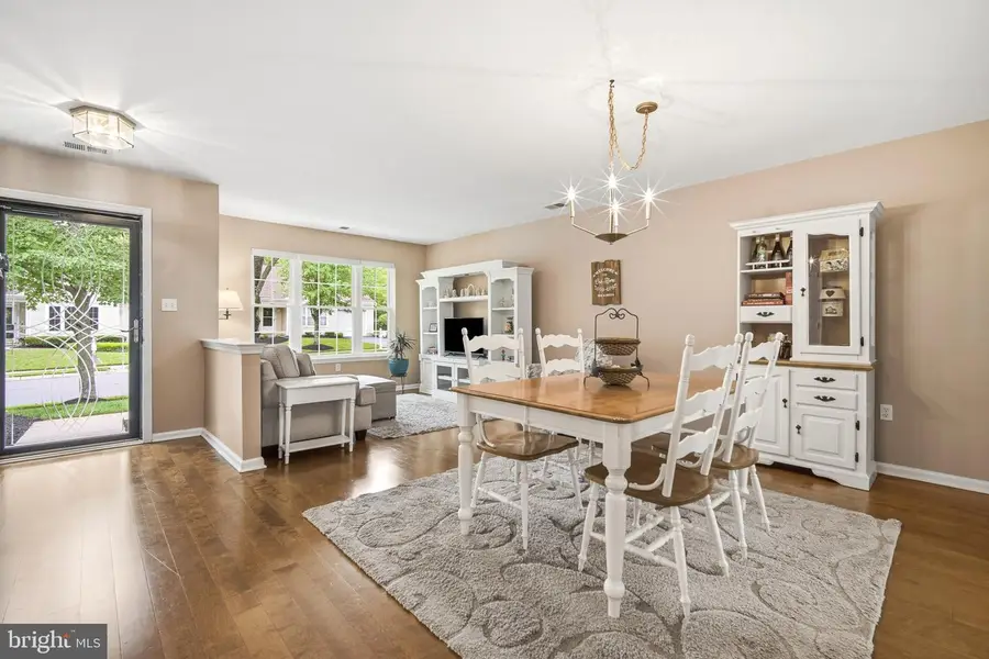 657 E Chancery Ln, Absecon, NJ 08205 - #3