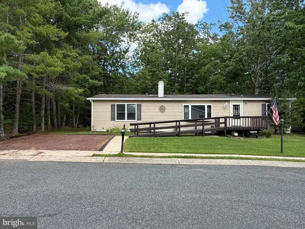 13 Holly Ct, MAYS LANDING, NJ 08330