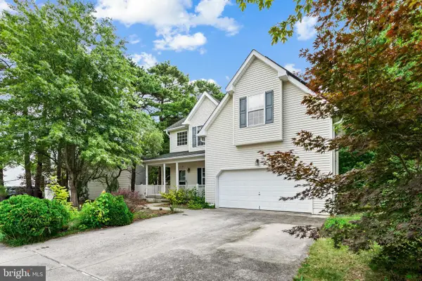 210 Beacon Hill Dr, EGG HARBOR TOWNSHIP, NJ 08234