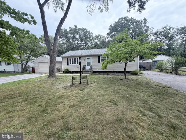 304 Kings Ln, WILLIAMSTOWN, NJ 08094
