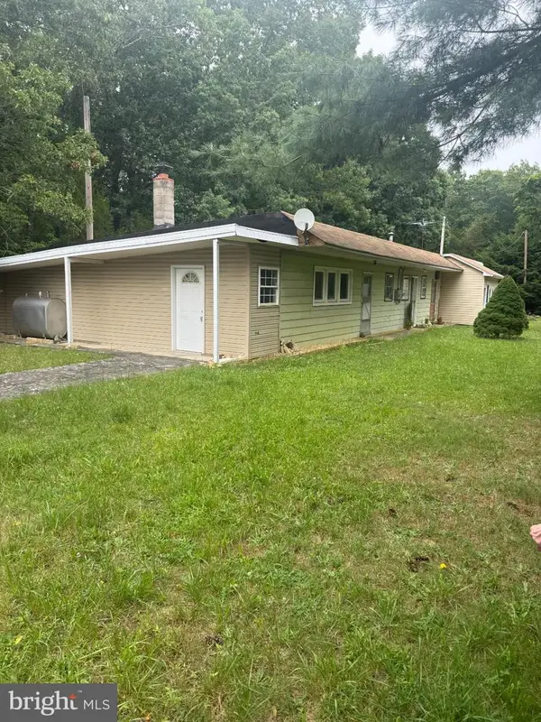 166 Cape May Ave, ESTELL MANOR, NJ 08319