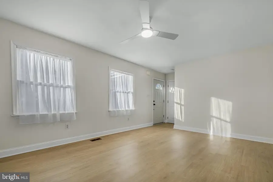 422 Line St, Hammonton, NJ 08037 - #2