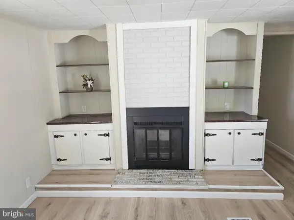 124 Country Ln #124, BUENA, NJ 08310
