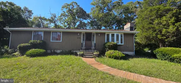 105 Laurel St, EGG HARBOR TOWNSHIP, NJ 08234