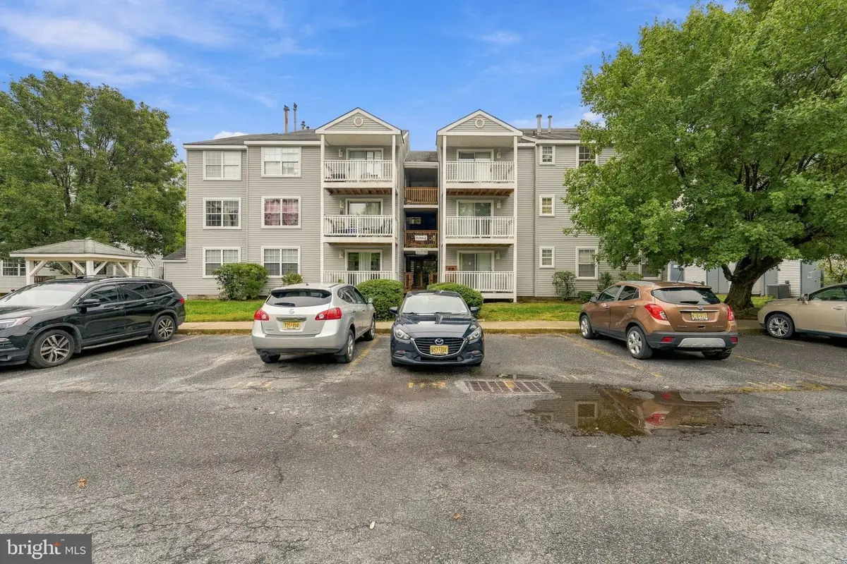 2 Oyster Bay Rd #j, Absecon, NJ 08201 - #1