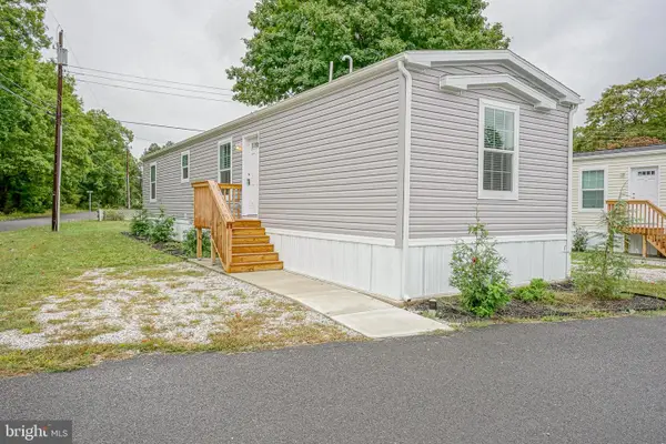 112 Moss Ln, WILLIAMSTOWN, NJ 08094