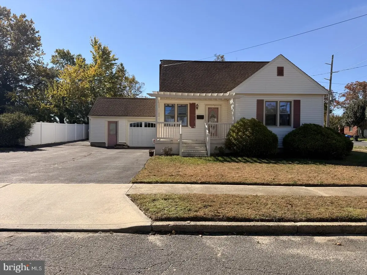 102 S Monroe Ave, Hammonton, NJ 08037 - #1