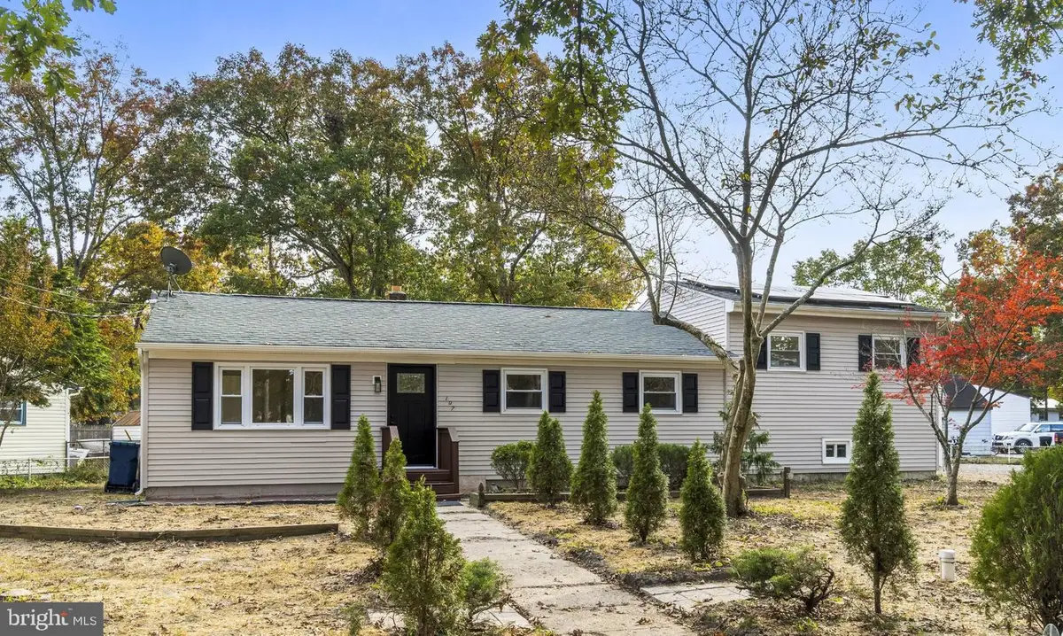 107 Delwyn Ln, Williamstown, NJ 08094 - #1