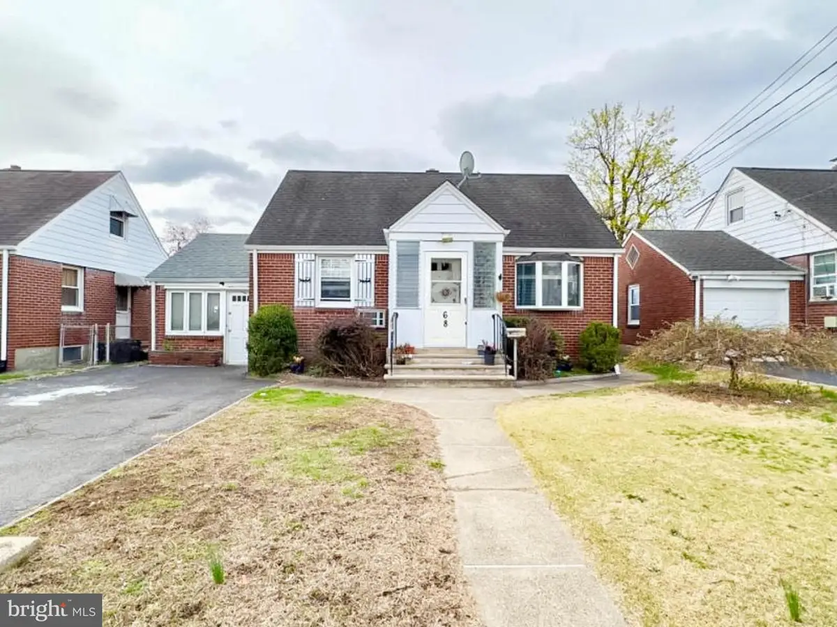 68 17th Ave, Elmwood Park, NJ 07407 - Image #1