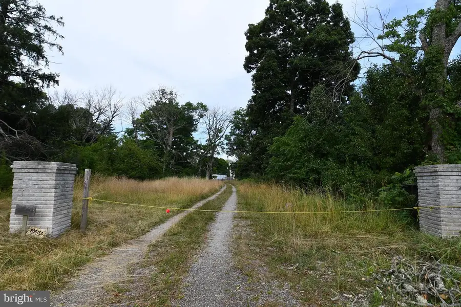 692 Eayrestown Rd, Lumberton, NJ 08048 - Image #2