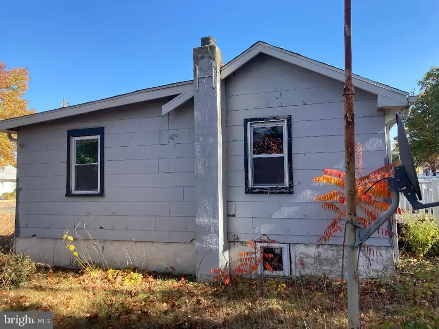 73 Mill Rd, Burlington, NJ 08016 - Image #2