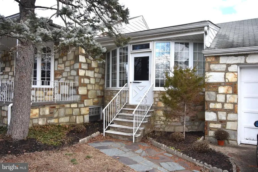 515 Rutgers Ave, Burlington, NJ 08016 - Image #3