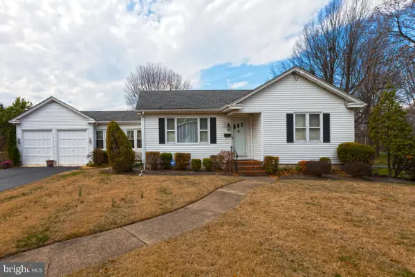 30 Cooper Ave, MARLTON, NJ 08053