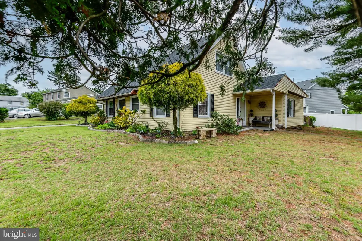 70 Buckingham Dr, Willingboro, NJ 08046 - Image #1