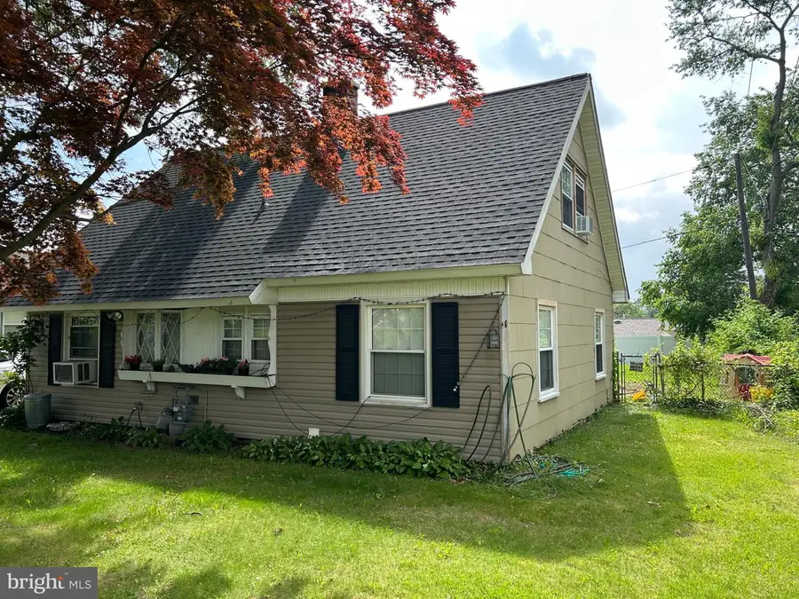 65 Peacock Lane, Willingboro, NJ 08046 - Image #2