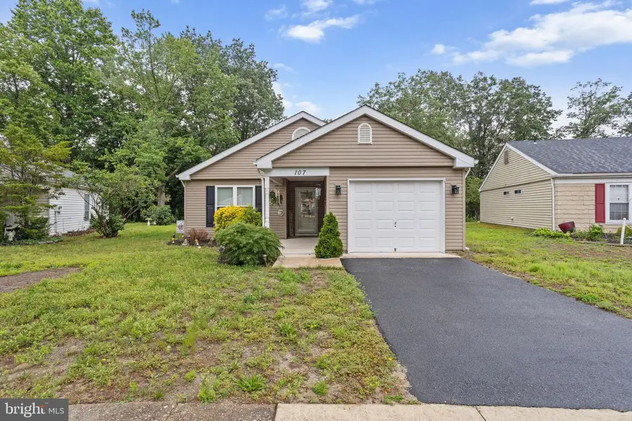 107 Buckingham Dr, Leisuretowne, NJ 08088 - Image #2