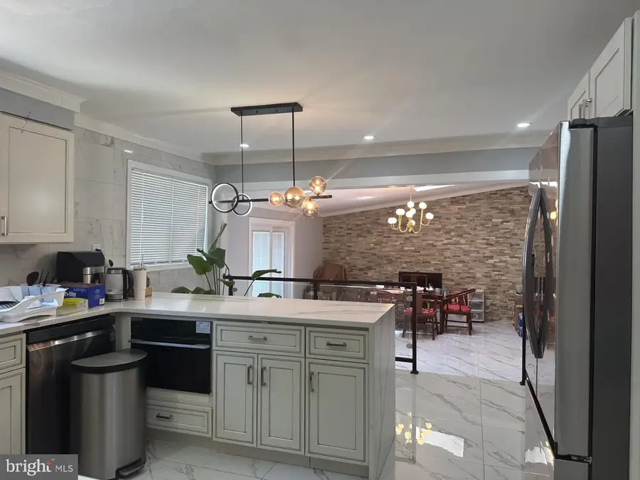 17 Erindale Dr, Marlton, NJ 08053 - Image #3