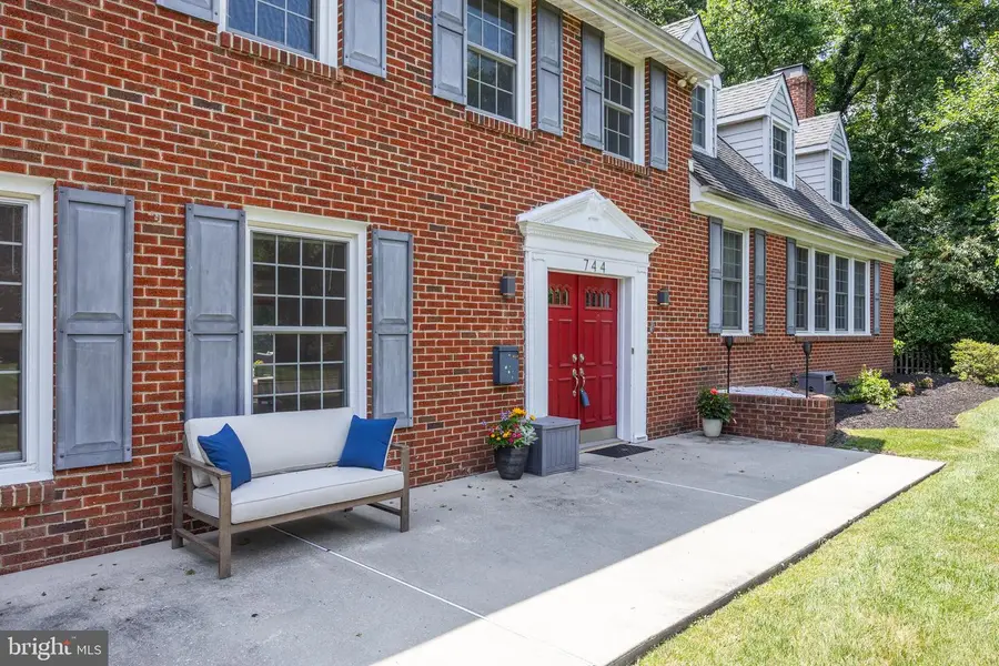 744 Signal Light Rd, Moorestown, NJ 08057 - Image #3