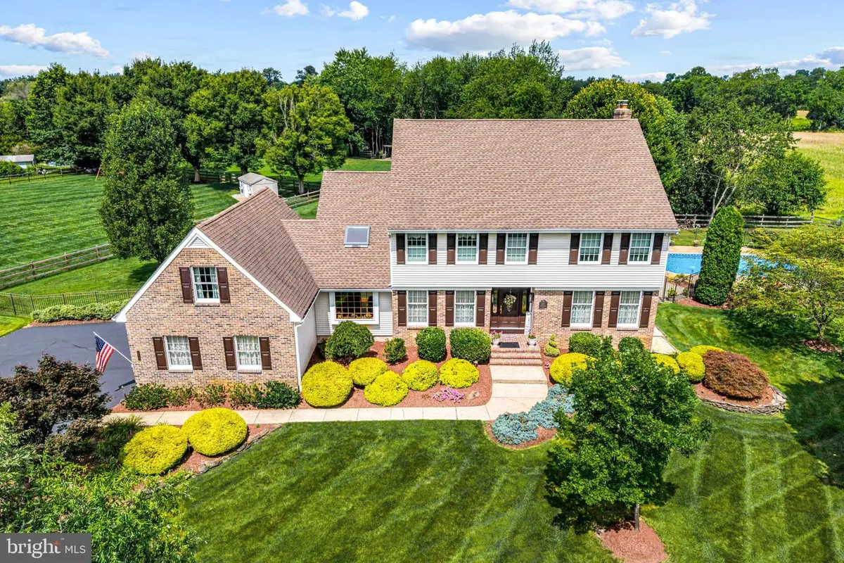 103 Fox Chase Ct, Southampton Township, NJ 08088 - Image #1