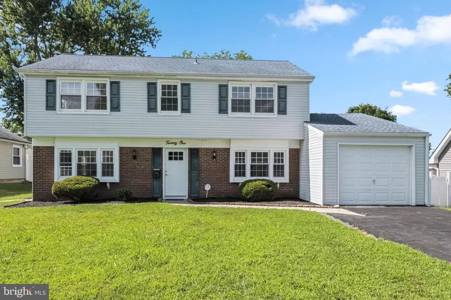 21 Mercator Ln, Willingboro, NJ 08046 - Image #2