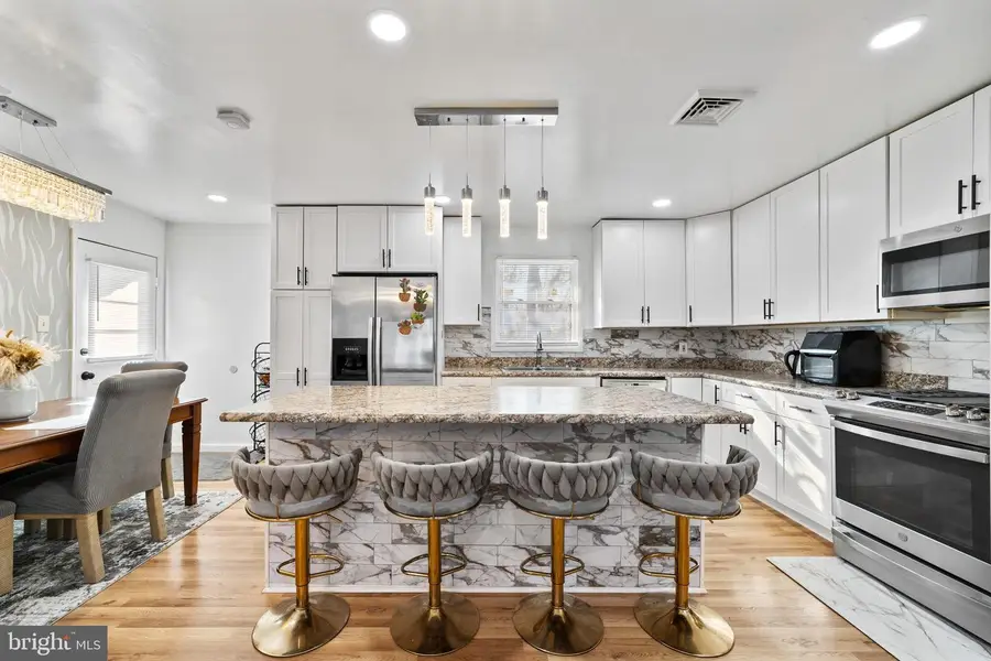 410 Lewistown Rd, Columbus, NJ 08022 - Image #2