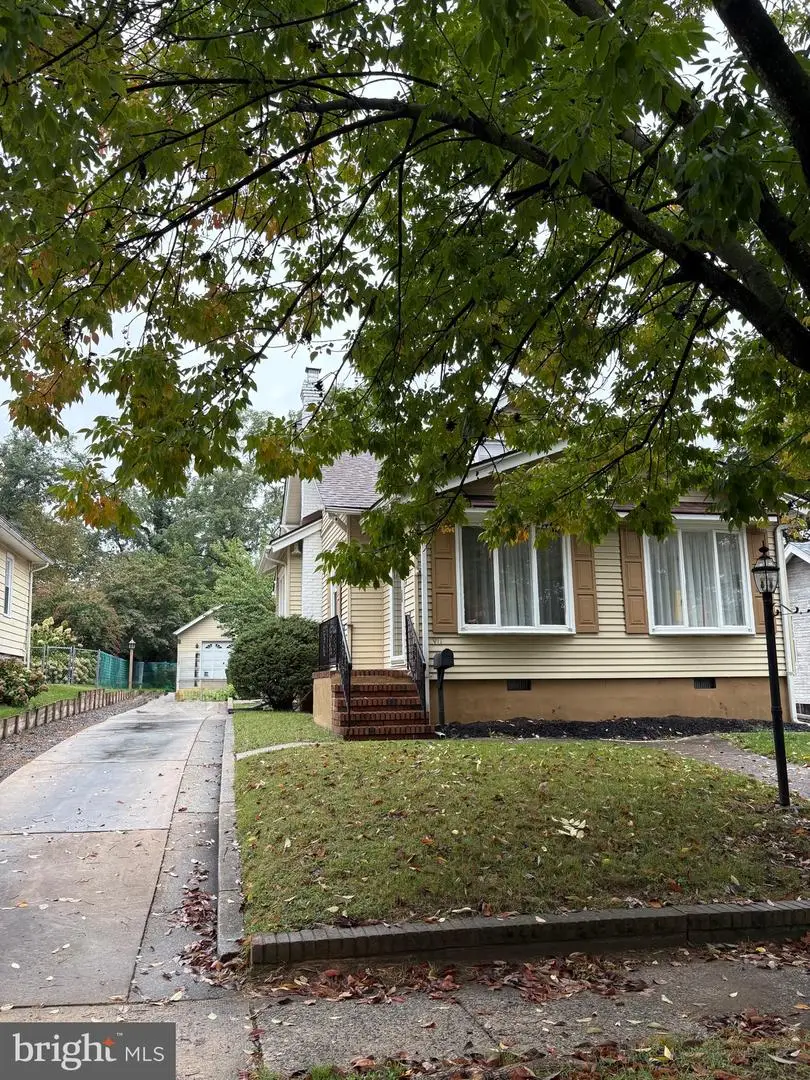 911 Highland Ave, Palmyra, NJ 08065 - Image #3