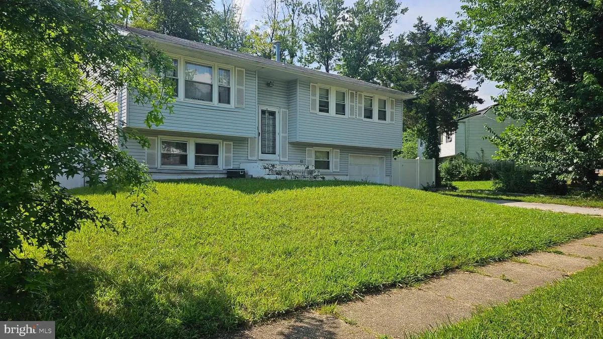 901 Russo Dr, Westampton, NJ 08060 - Image #1