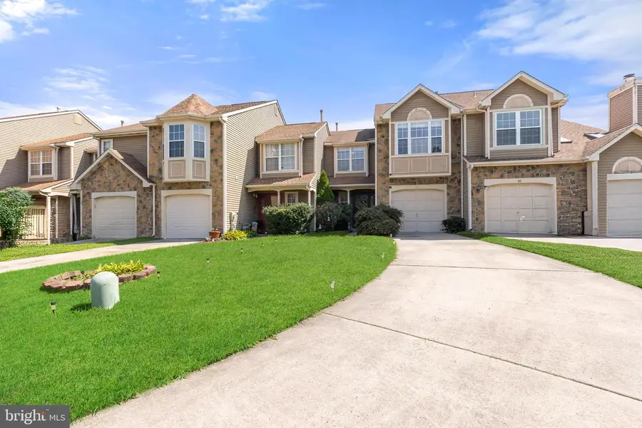 18 Kenton Pl, Mount Laurel, NJ 08054 - Image #3