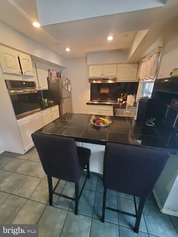 40 Crestview Dr, Willingboro, NJ 08046 - Image #2