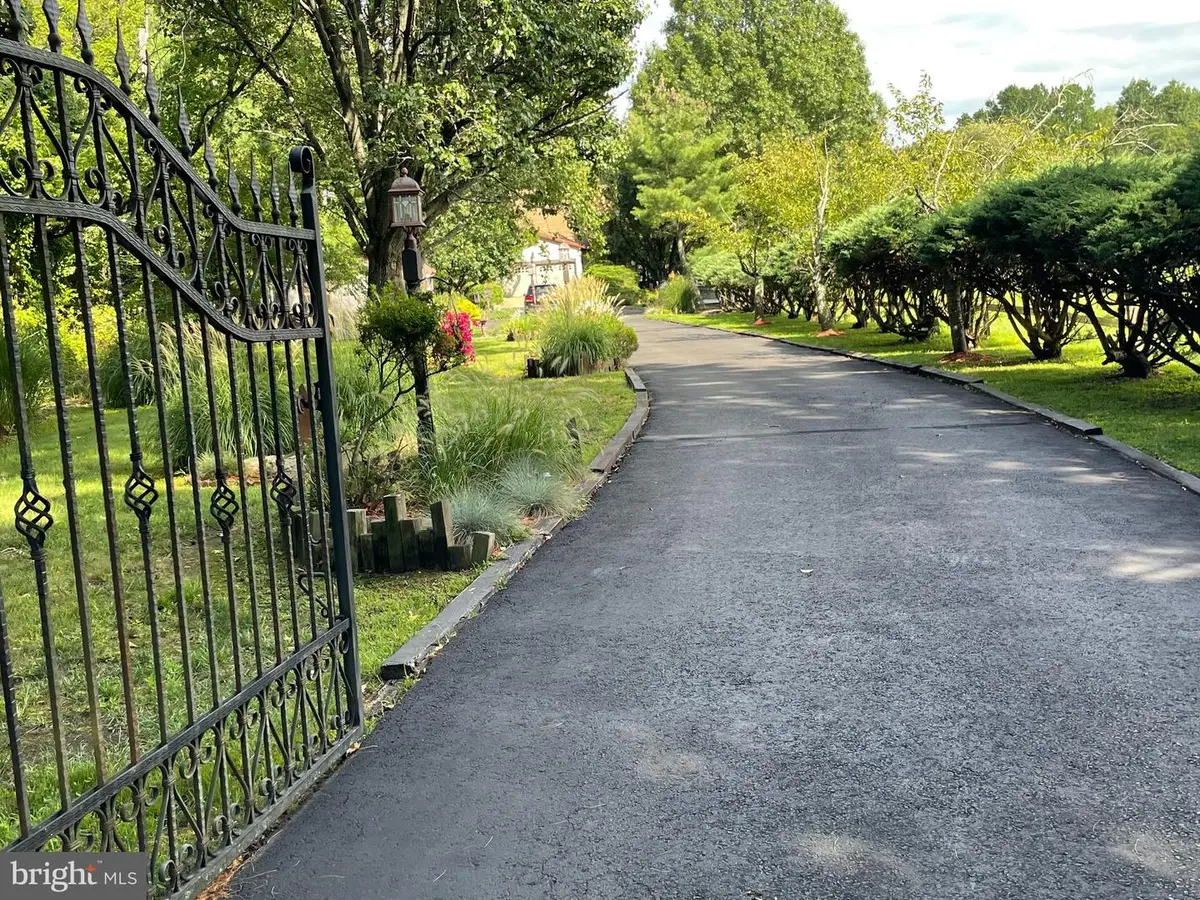 570 Walton Ave, Mount Laurel, NJ 08054 - Image #1