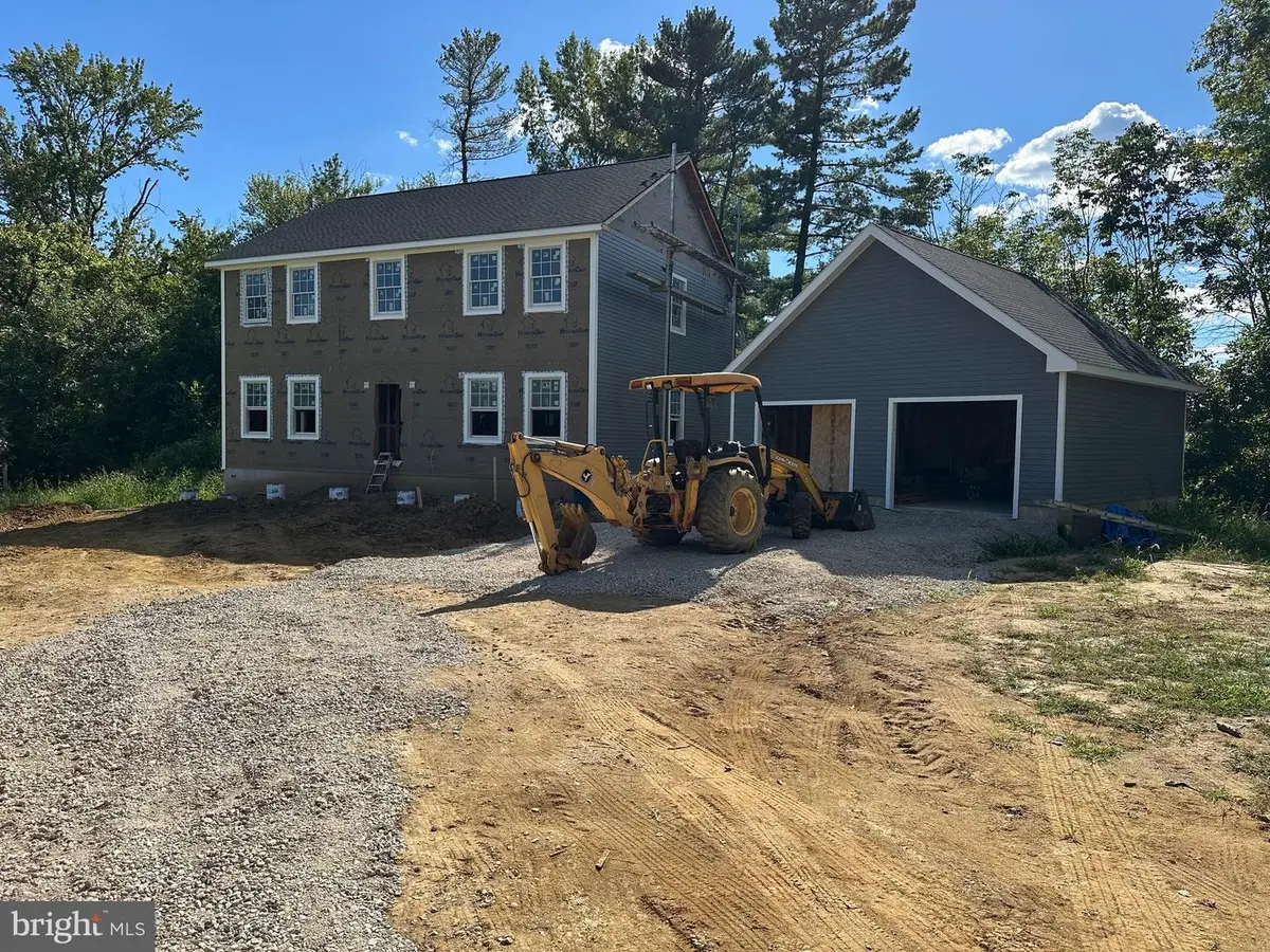 436 Ellisdale Rd, Chesterfield, NJ 08515 - Image #1