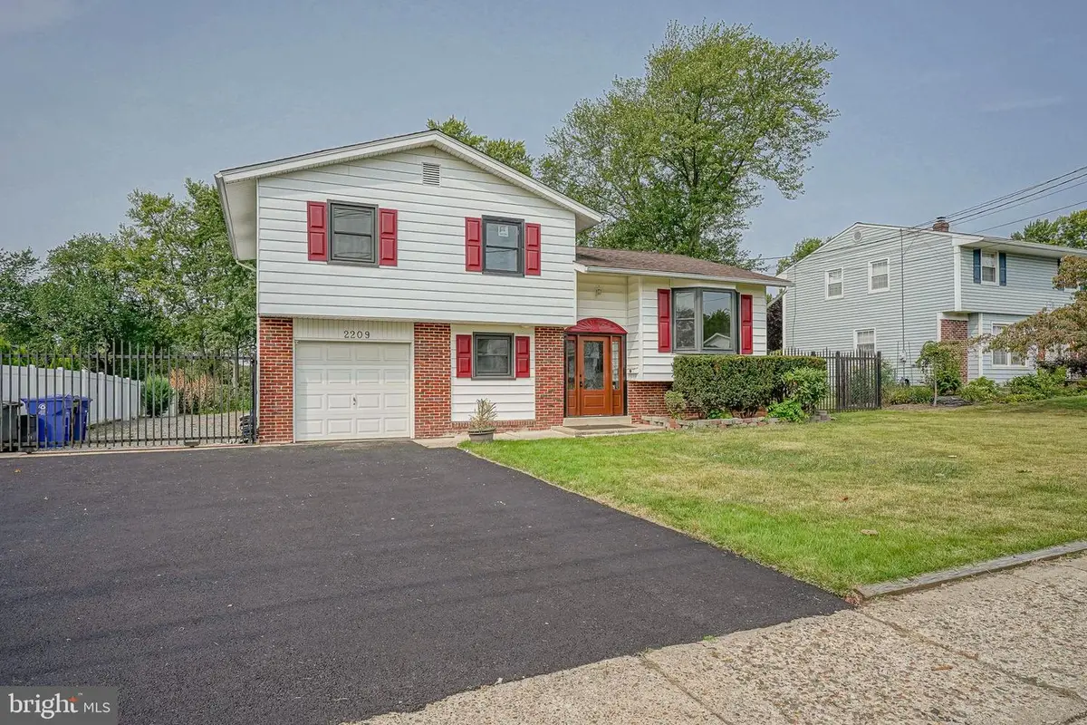 2209 New Albany Rd, Cinnaminson, NJ 08077 - Image #1