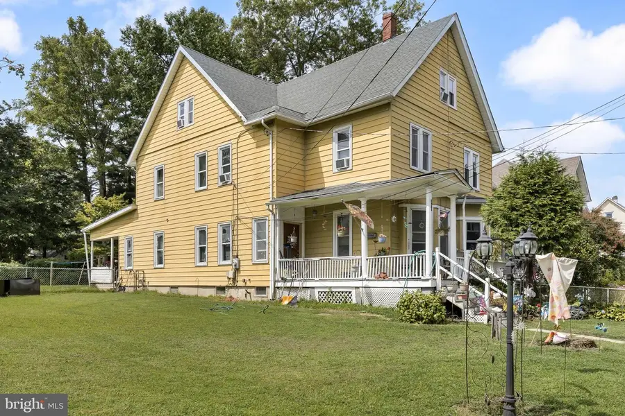 212 Clifton Ave, Mount Holly, NJ 08060 - Image #2