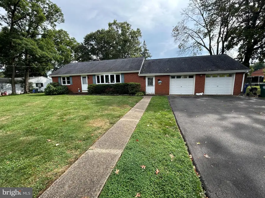 1046 Woodlane Rd, Mount Holly, NJ 08060 - Image #2