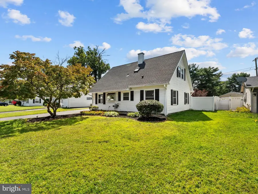 43 Beaverdale Ln, Willingboro, NJ 08046 - Image #3