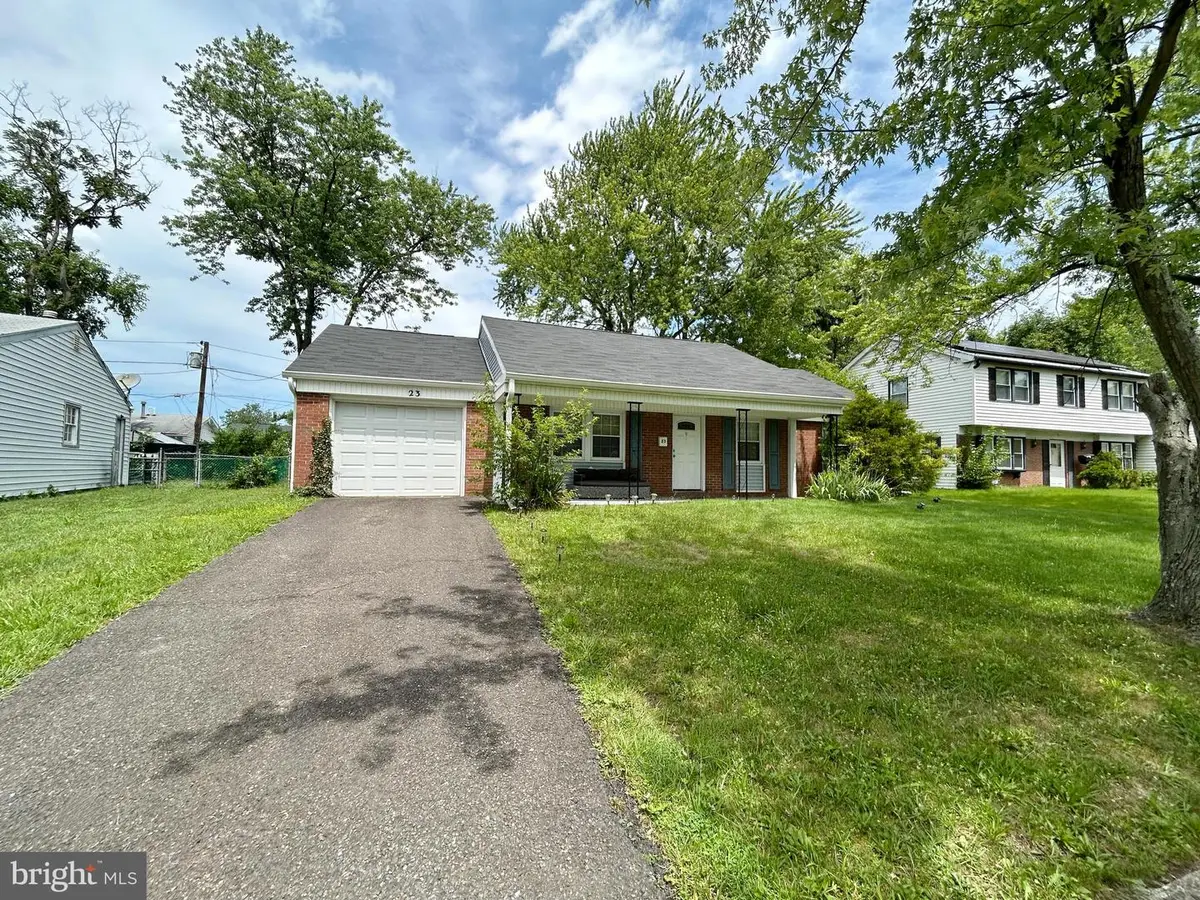 23 Eastgate Ln, Willingboro, NJ 08046 - Image #1