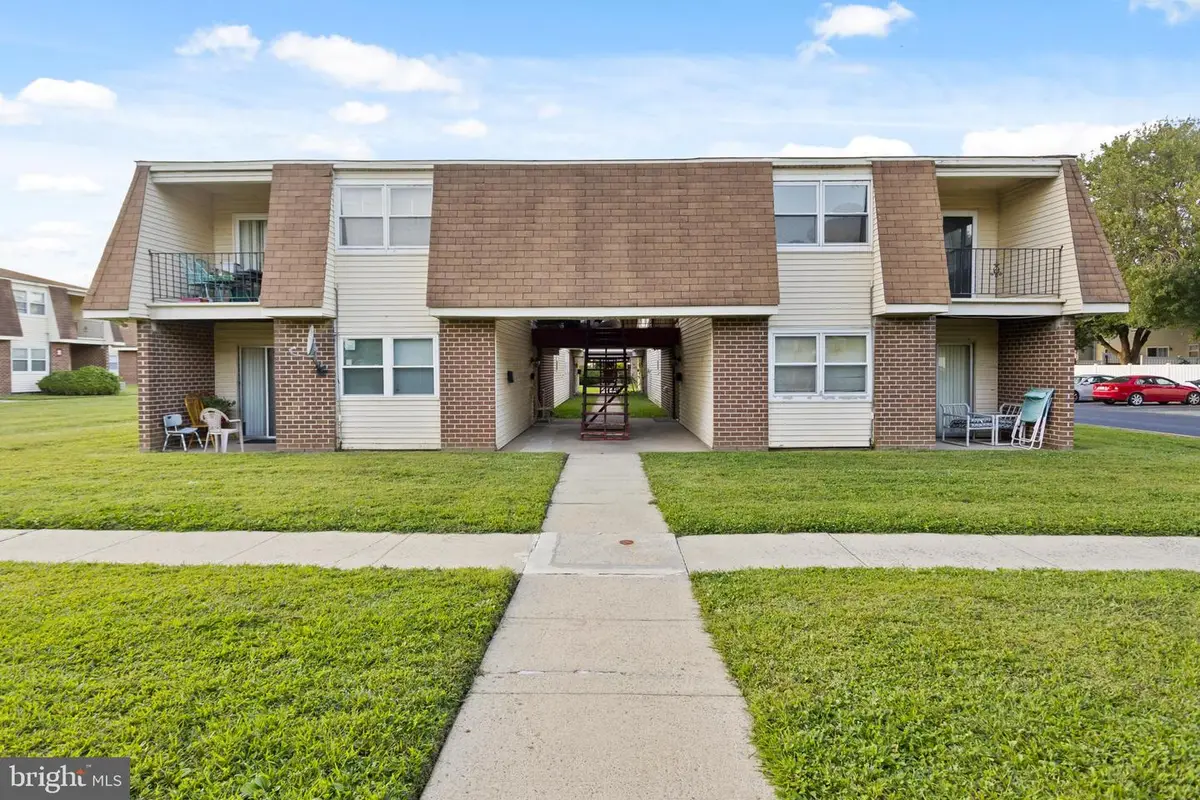 33--6 Florence Tollgate Pl, Burlington, NJ 08016 - Image #1