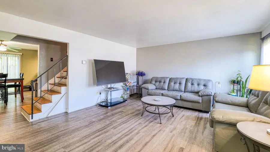 9 Ridgewood Pl, Willingboro, NJ 08046 - Image #3