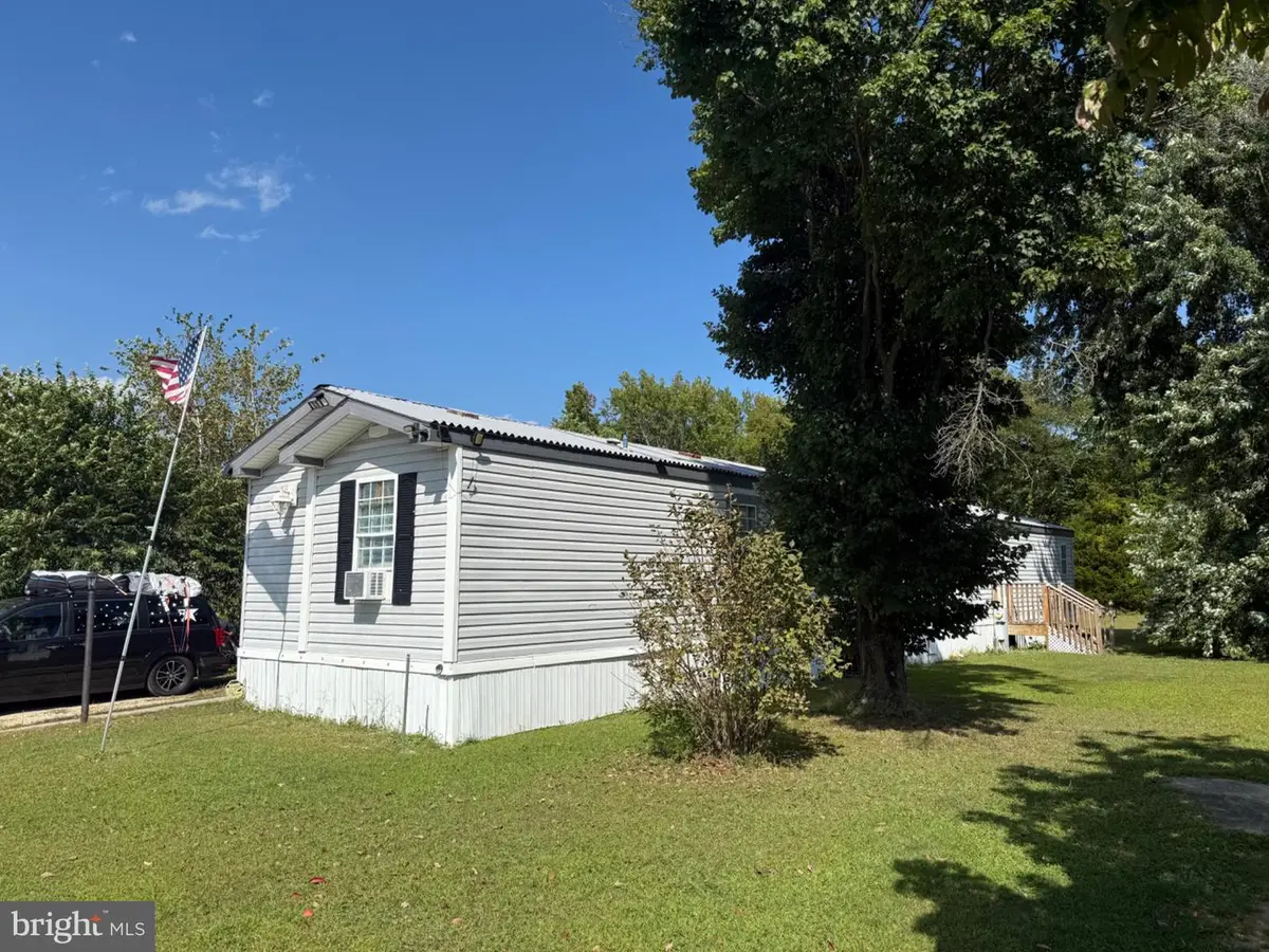 19 Sunset Blvd, Southampton Township, NJ 08088 - Image #1