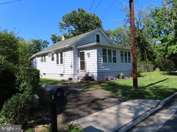 9 Frazier St, BURLINGTON, NJ 08016