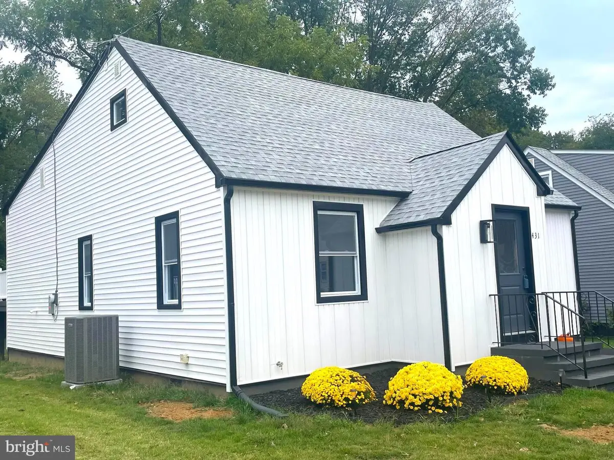 431 E Park Ave, Maple Shade, NJ 08052 - Image #1