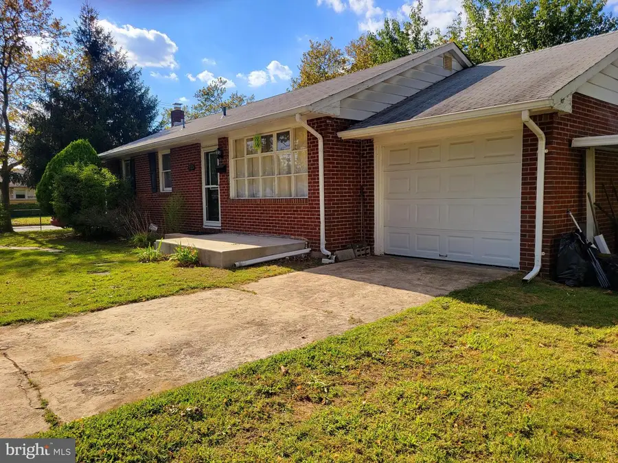 525 Front St, Palmyra, NJ 08065 - Image #2