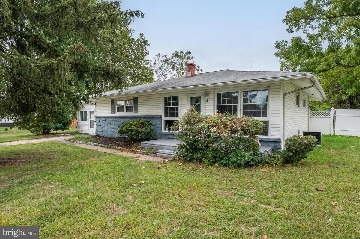 3 Laurie Way, Burlington, NJ 08016 - Image #1