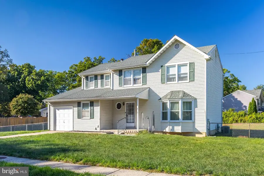 8 Framingham Rd, Edgewater Park, NJ 08010 - Image #2