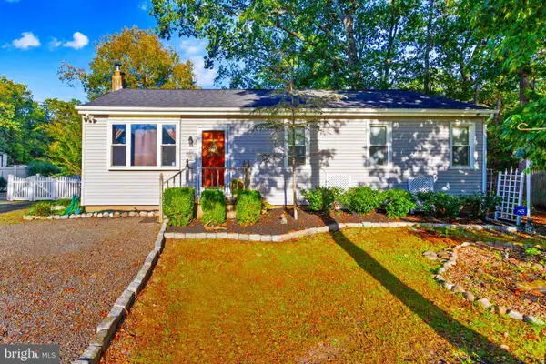 450 Stokes Rd, SHAMONG, NJ 08088