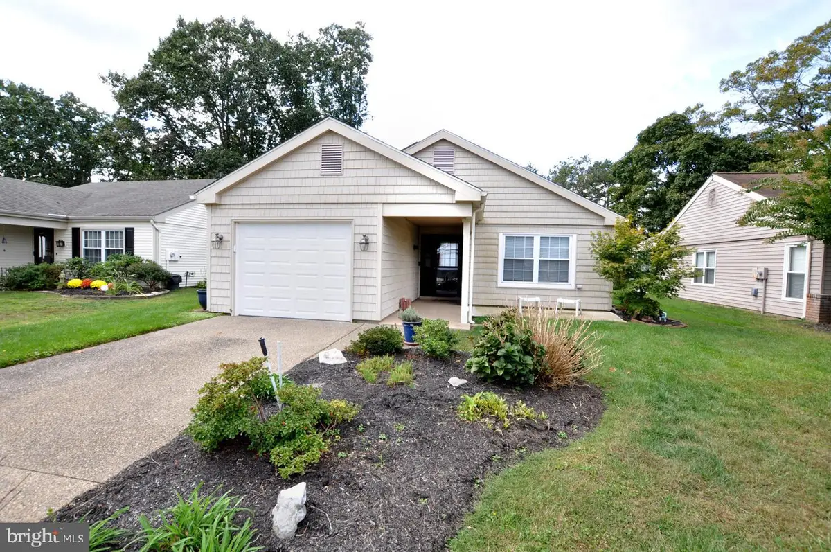 41 New Castle Dr, Leisuretowne, NJ 08088 - Image #1