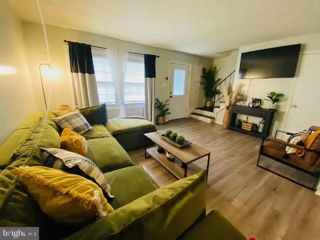 9 Raeburn Ln, Willingboro, NJ 08046 - Image #3