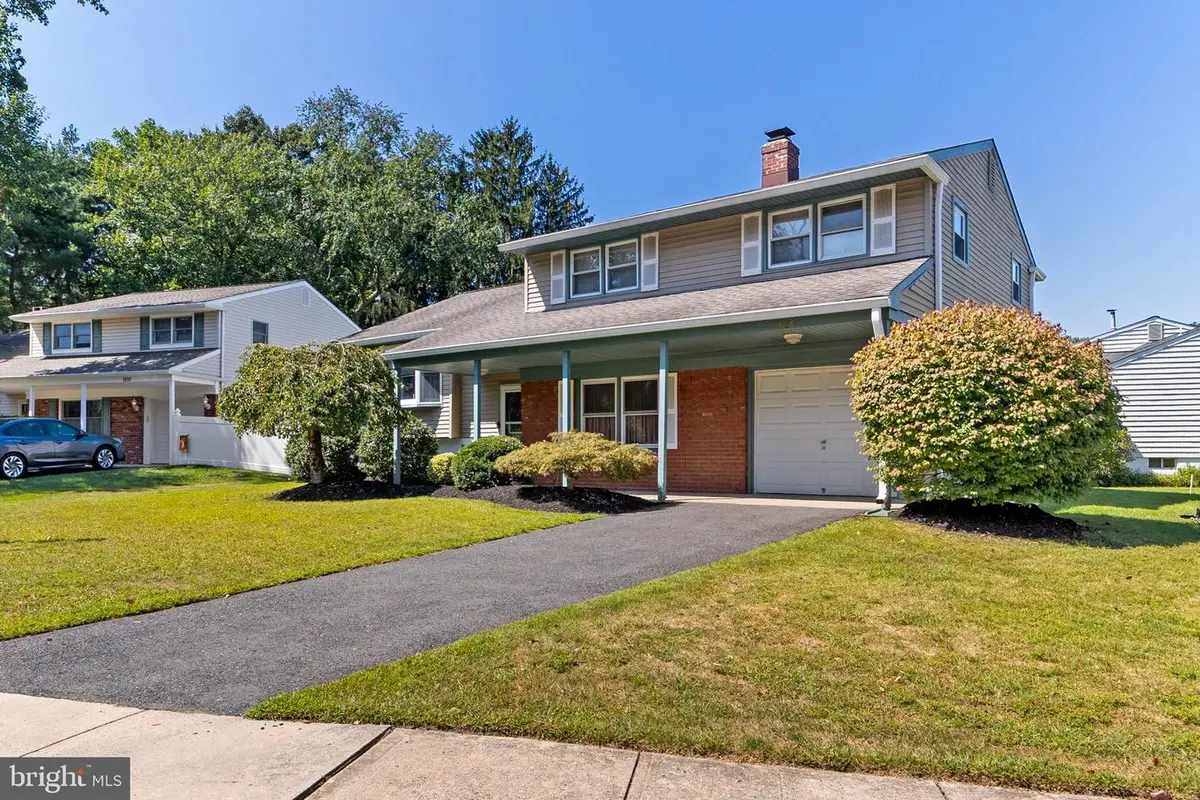 1606 Gordon Rd, Burlington, NJ 08016 - Image #1